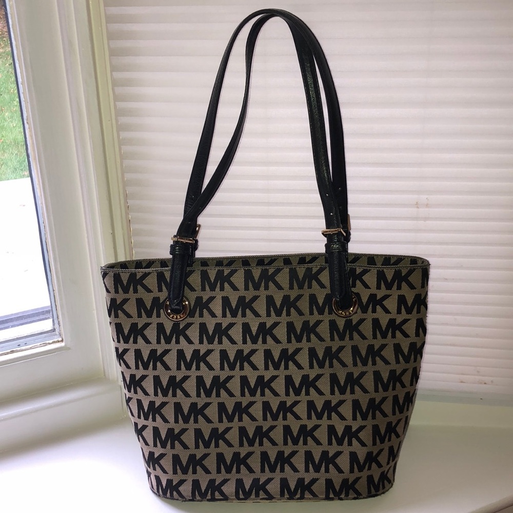 Michael Kors Tote